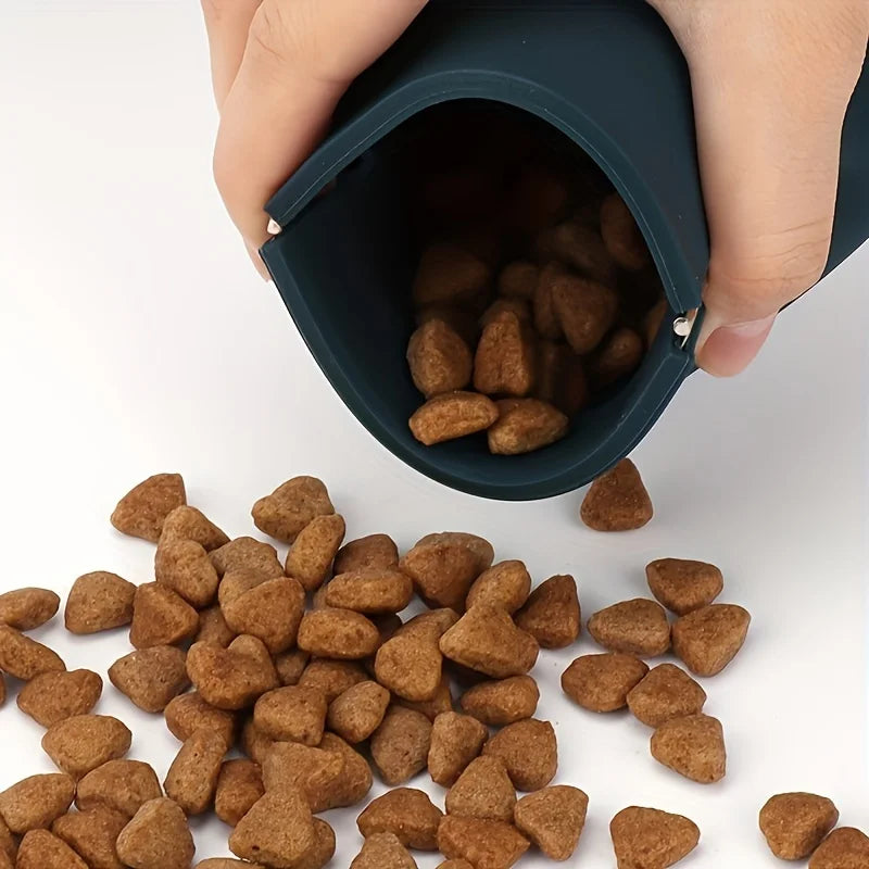 1pc Portable Silicone Dog Treat Bag Pet Dog Train Food Snacks Pockets Bag Walking Dog Training Food Storage Product Supply